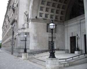 Image shows the entrance of Thames House.